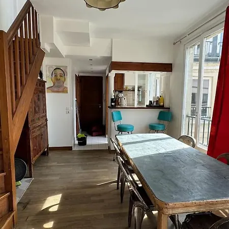 Rare Duplex Au Sommet De Montmartre アパート