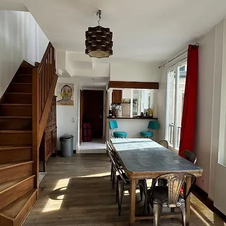 アパート Rare Duplex Au Sommet De Montmartre *