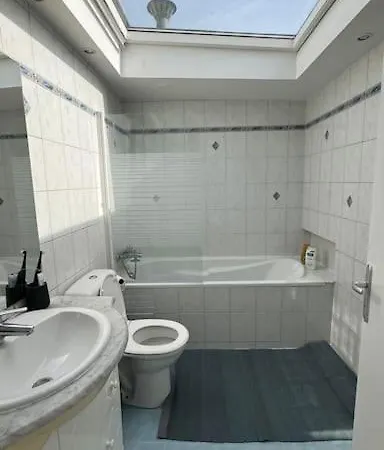 Rare Duplex Au Sommet De Montmartre